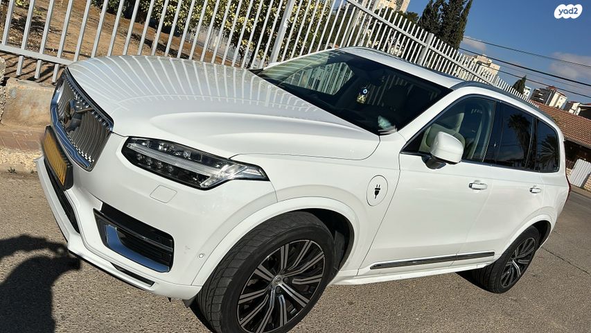 מודעת רכב וולוו XC90 2