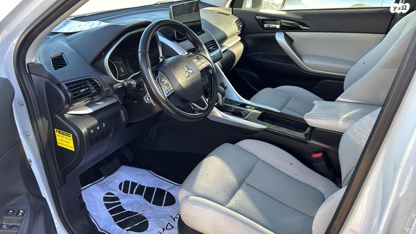 מודעת רכב מיצובישי אקליפס קרוס 2