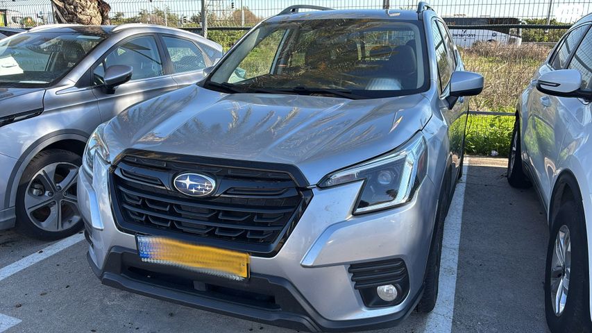 סובארו פורסטר