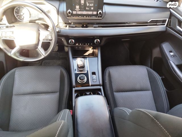 מיצובישי אאוטלנדר