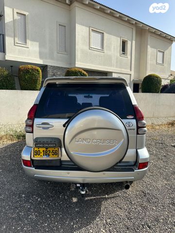 מודעת רכב טויוטה לנד קרוזר