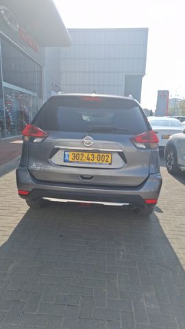 ניסאן אקס טרייל