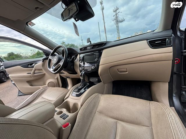 ניסאן אקס טרייל