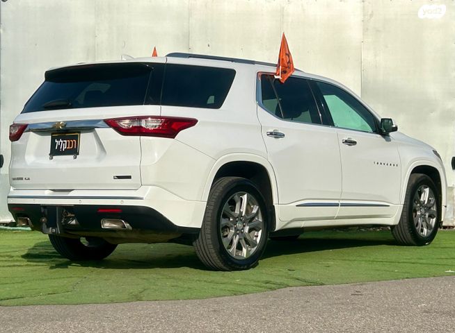 שברולט טראוורס