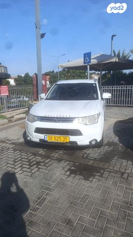 מיצובישי אאוטלנדר