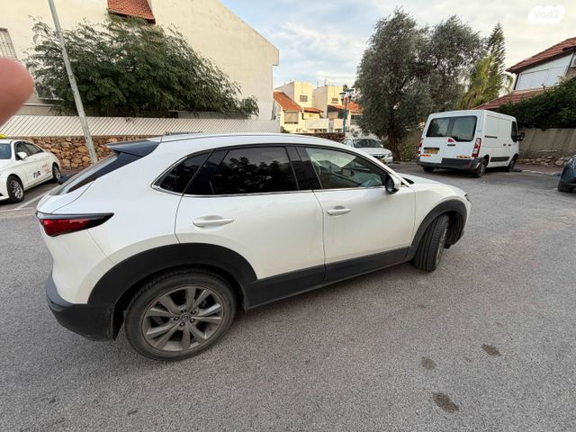 מאזדה CX-30
