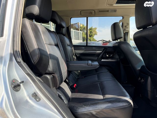 מיצובישי פג'רו