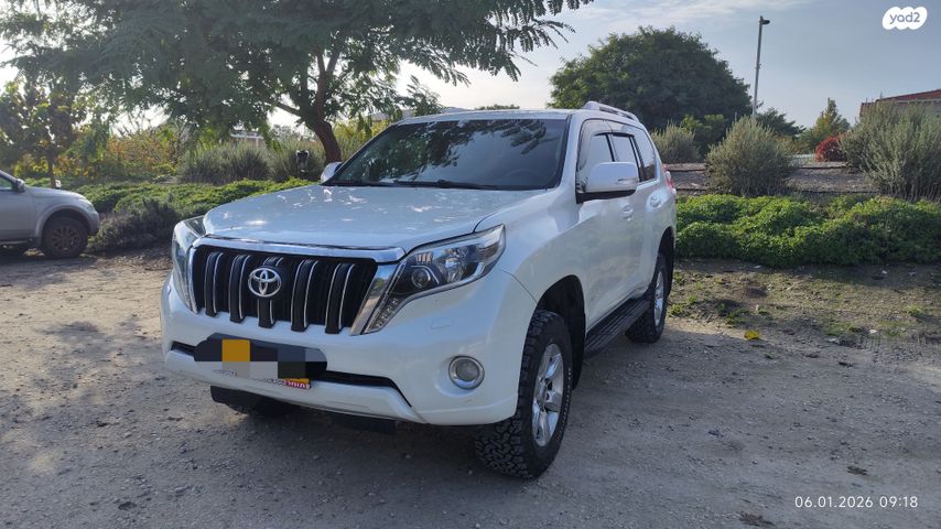 טויוטה לנד קרוזר
