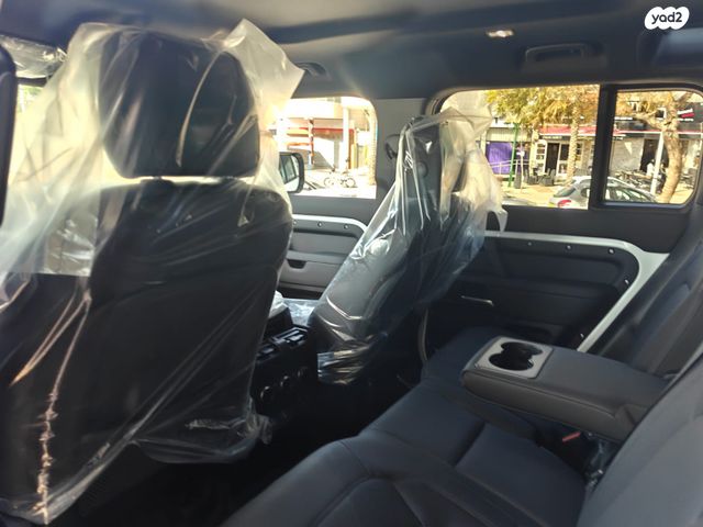 לנד רובר דיפנדר