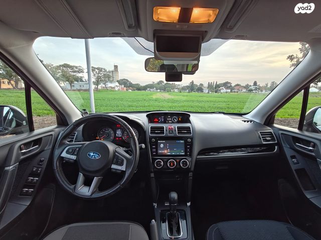 סובארו פורסטר