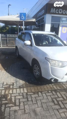 מיצובישי אאוטלנדר