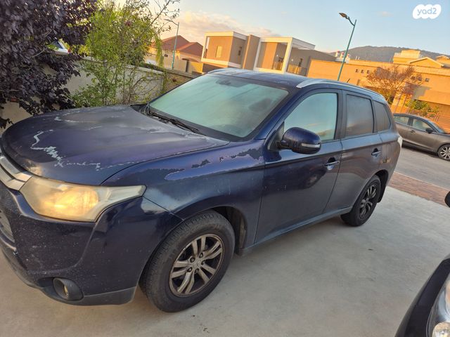 מיצובישי אאוטלנדר