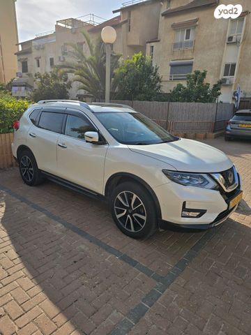 ניסאן אקס טרייל