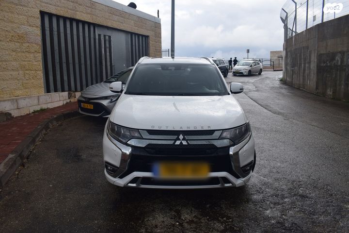 מודעת רכב מיצובישי אאוטלנדר