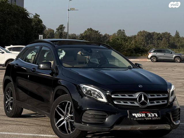 מודעת רכב מרצדס-בנץ GLA