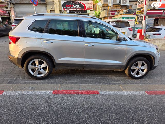 סקודה קארוק