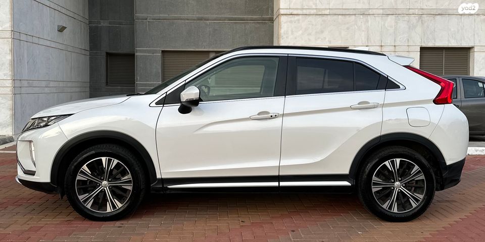 מיצובישי אקליפס קרוס