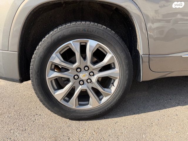 שברולט טראוורס