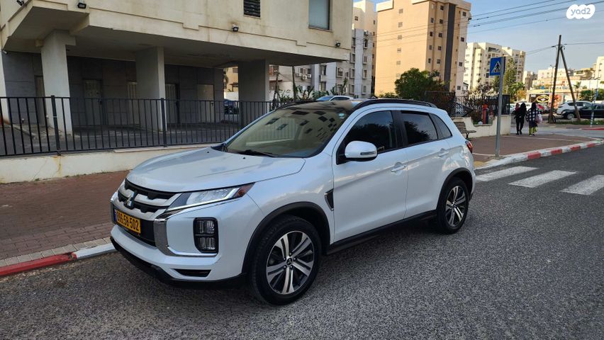 מודעת רכב מיצובישי ASX 1