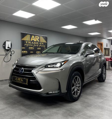 מודעת רכב לקסוס NX