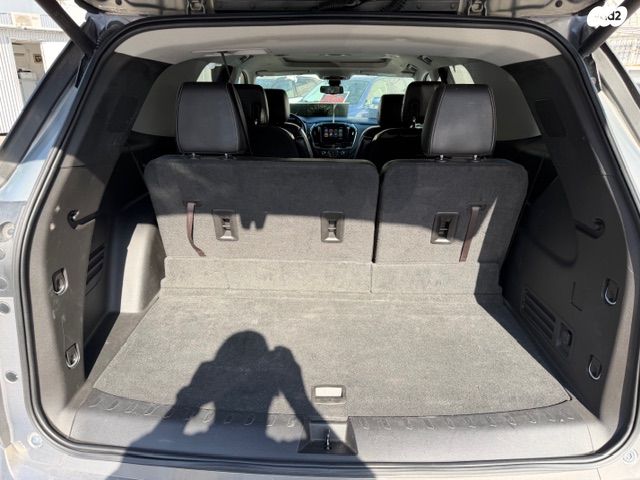 שברולט טראוורס