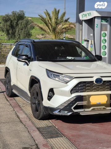 טויוטה RAV4