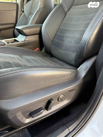 מיצובישי אאוטלנדר