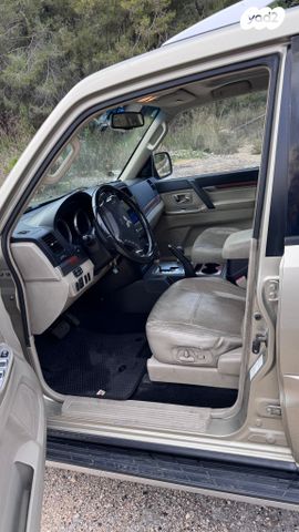 מיצובישי פג'רו