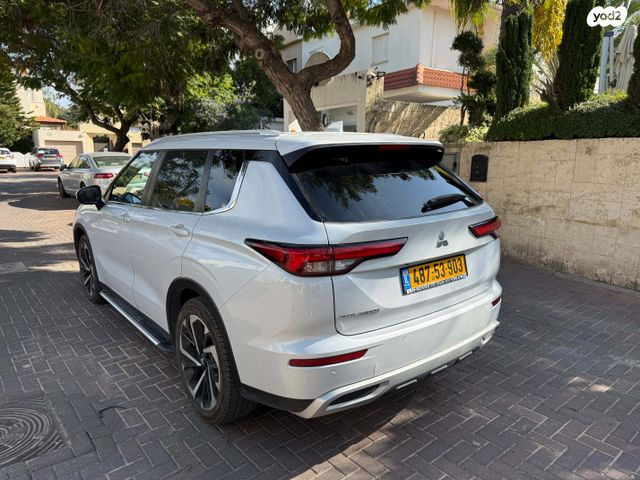 מודעת רכב מיצובישי אאוטלנדר 1