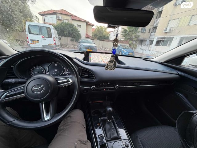 מאזדה CX-30