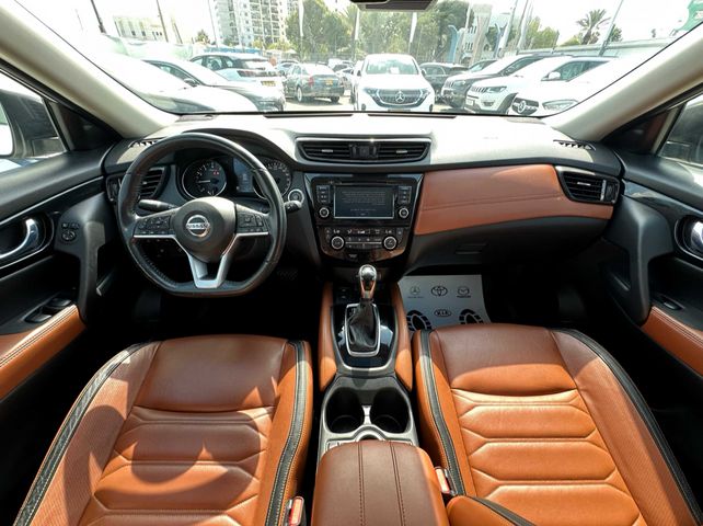 ניסאן אקס טרייל