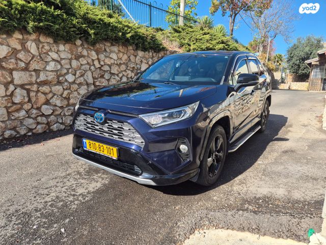 טויוטה RAV4