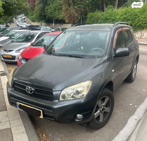 מודעת רכב טויוטה RAV4