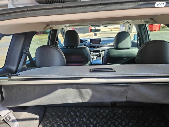 מיצובישי אאוטלנדר