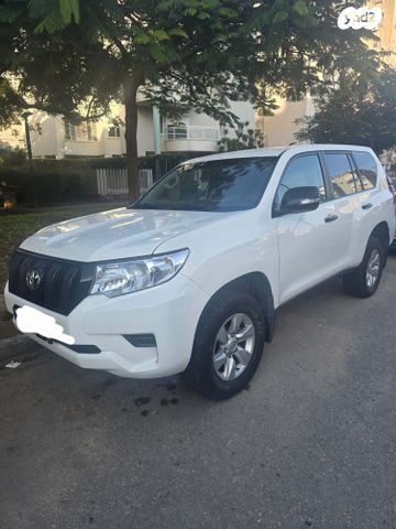 טויוטה לנד קרוזר