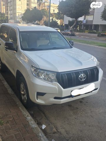 טויוטה לנד קרוזר