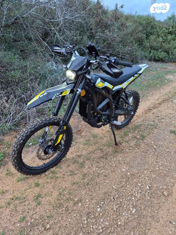 מודעת רכב סורון ULTRA BEE T