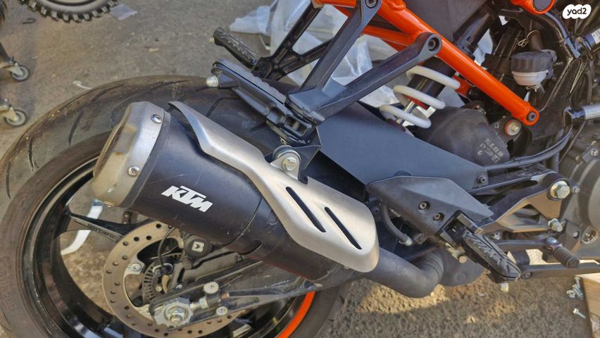 KTM SuperSport RC 390 