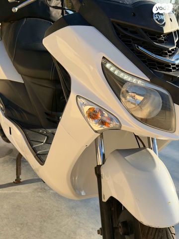 מודעת רכב סאן יאנג ג'וי רייד 200