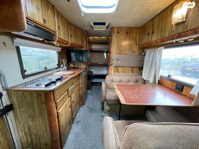 ממונע אוטוקראוון