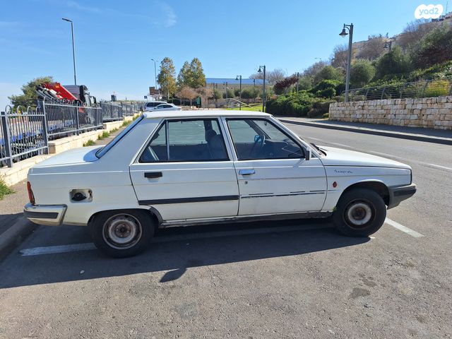 מודעת רכב רנו