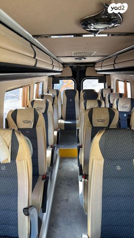 מיניבוסים ורכבי הסעות