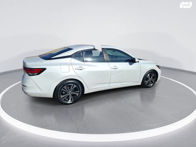 ניסאן סנטרה