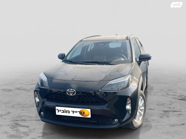 מודעת רכב טויוטה יאריס קרוס