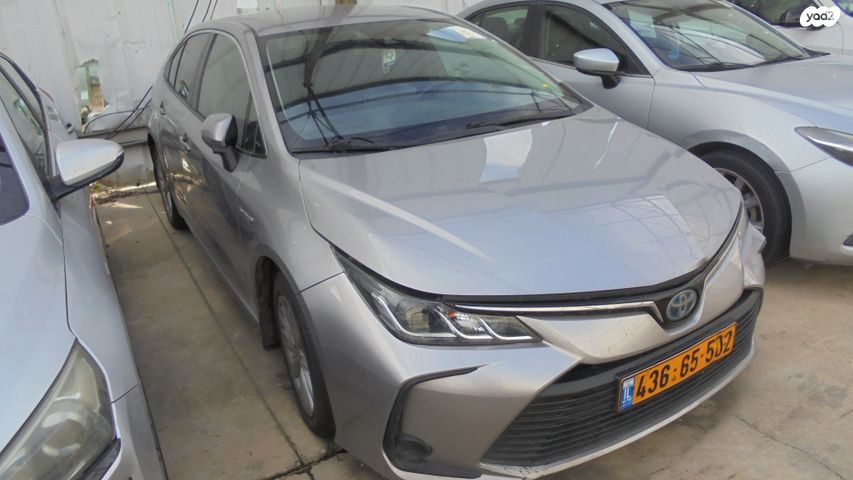 מודעת רכב טויוטה קורולה