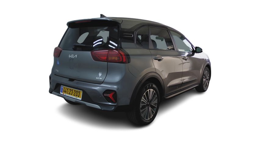 קיה נירו פלוס