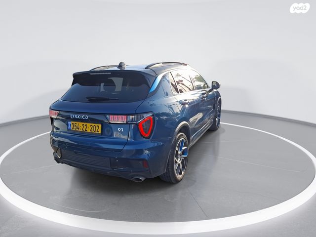 לינק אנד קו 01