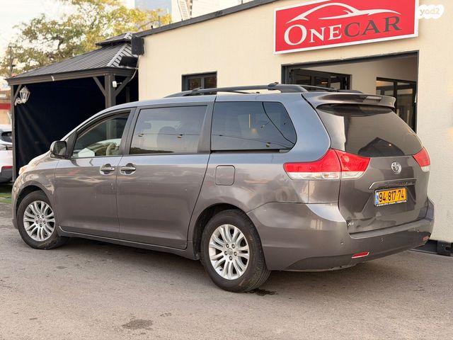 טויוטה סיינה