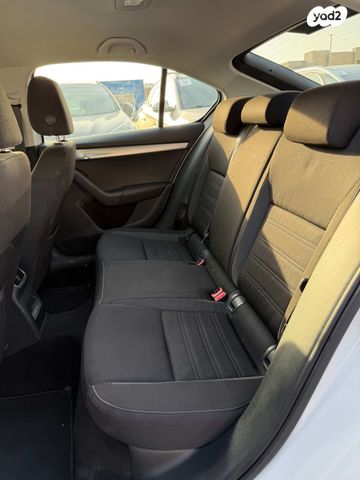 סקודה אוקטביה 