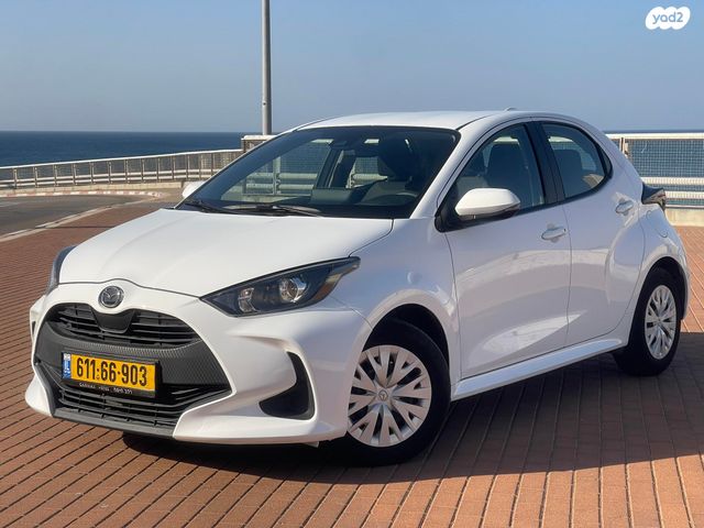 מודעת רכב מאזדה 2